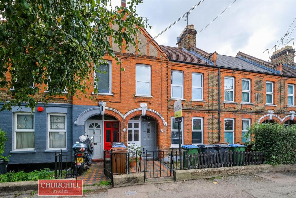 Winns Avenue, Walthamstow 2 bed flat £465,000