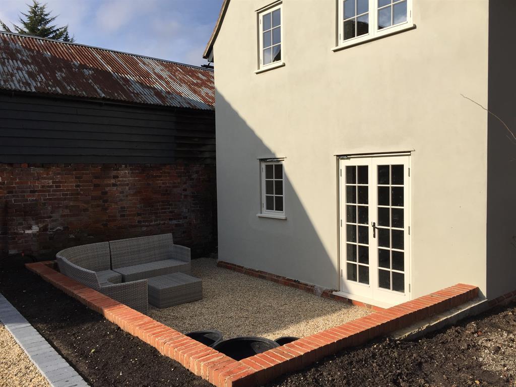 Acorn Mews, Hitchin Street, Baldock... 3 bed semidetached house £