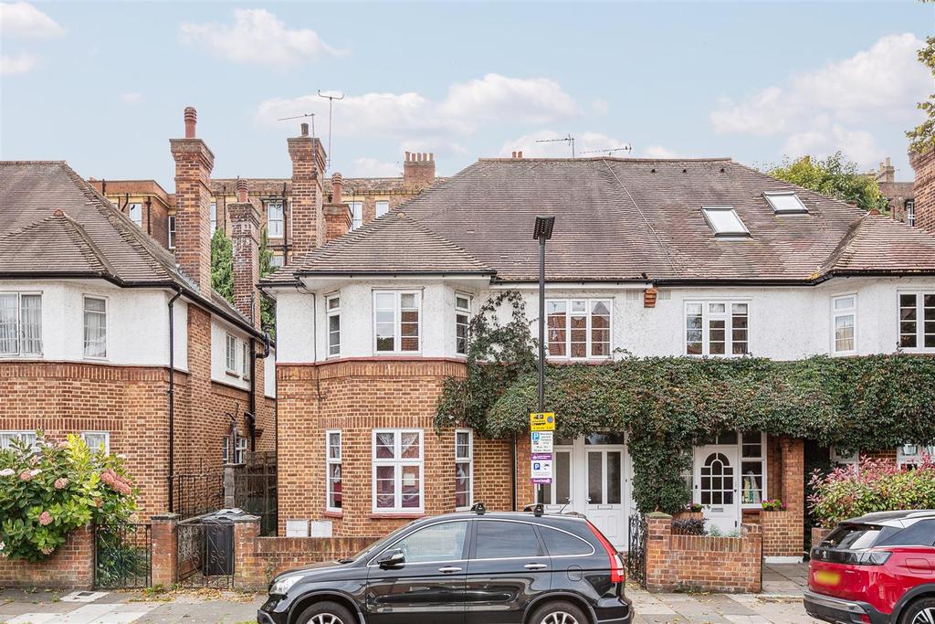 Elmwood Road, London 1 bed flat £599,950