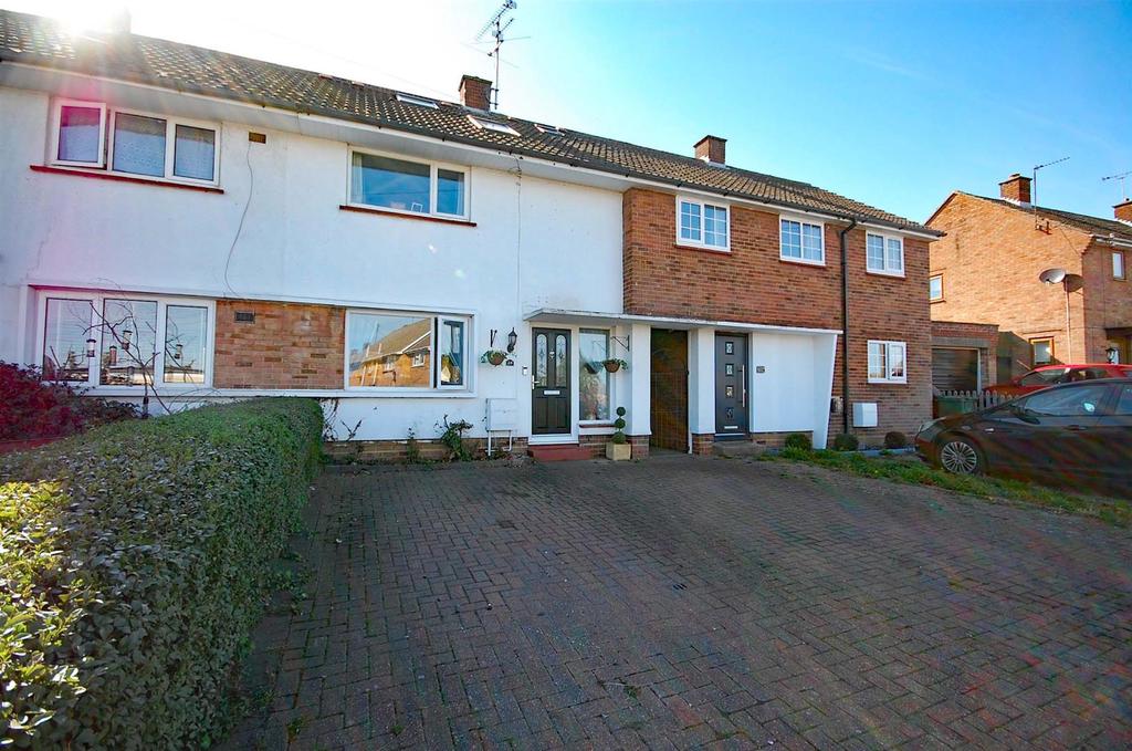 Milton Avenue, Braintree 3 bed terraced house £300,000
