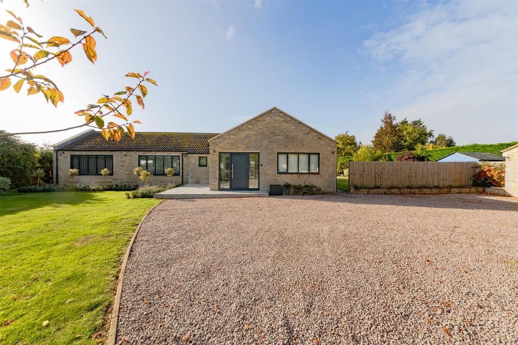 Main Street, Clipsham, Rutland 3 bed bungalow for sale £850,000