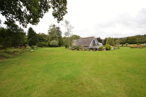 6 bedroom property with land for sale - Gelly, Clynderwen