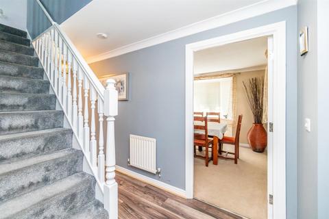 39 James Drive, Calverton, Nottingham, NG14 6RJ