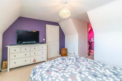39 James Drive, Calverton, Nottingham, NG14 6RJ
