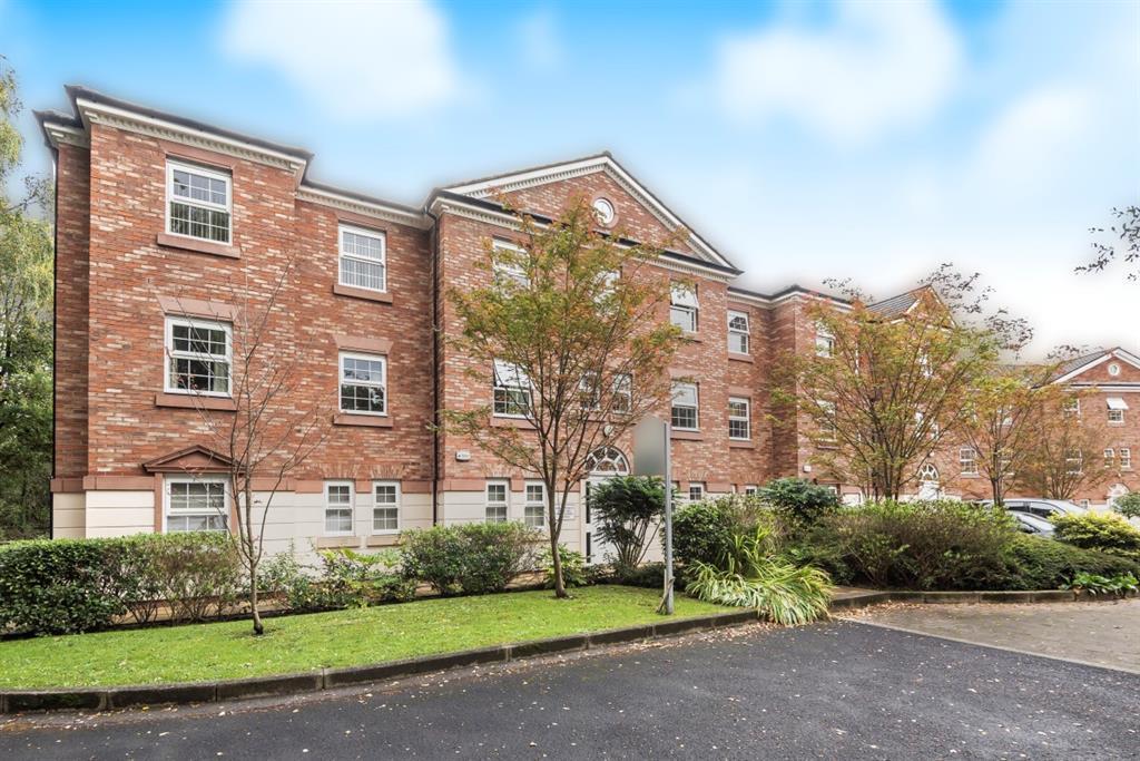 Manthorpe Avenue, Worsley... 2 bed apartment £180,000