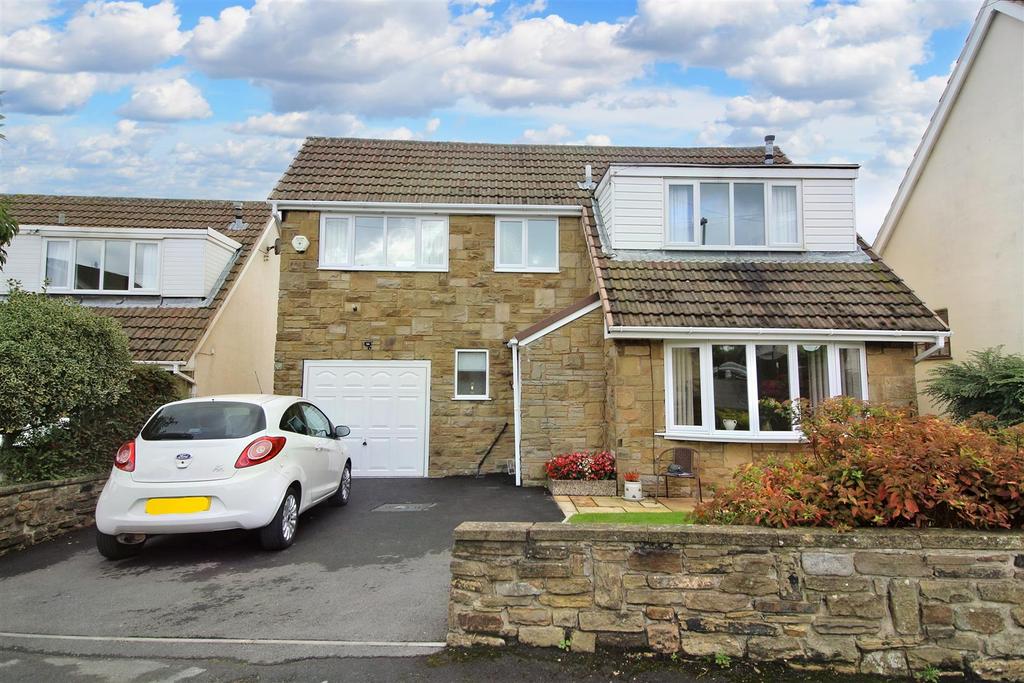 Summer Lane, Emley, Huddersfield HD8 9SJ 3 bed detached house for sale £365,000