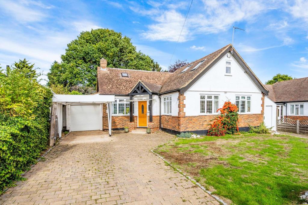 Waterer Gardens, Burgh Heath, Tadworth 5 bed detached bungalow for sale