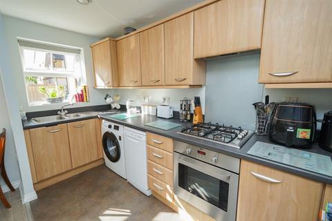 39 Eagle Close, Leighton Buzzard, LU7 4AT