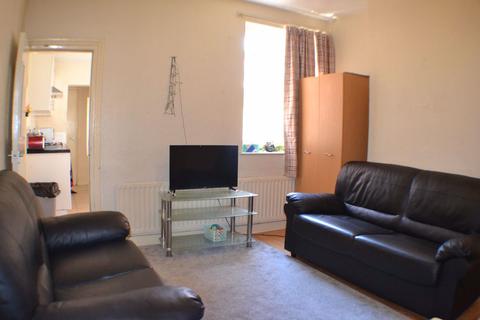4 bedroom house to rent - 7 Arley Road, B29 7BQ