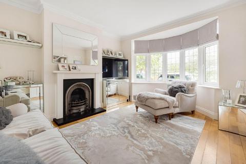 42 Arthur Road, New Malden, KT3 6LX