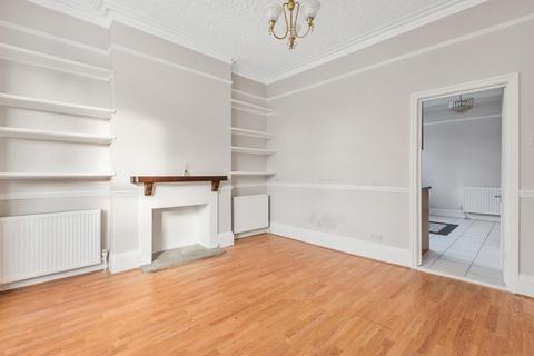 Flat 1, 1 Chesham Road, Kingston Upon Thames, KT1 3AG