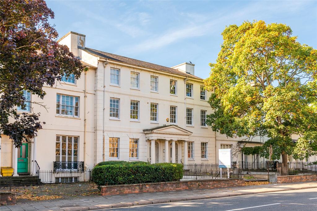 Bromham Road, Bedford, Bedfordshire... 1 bed apartment £750 pcm (£173 pw)
