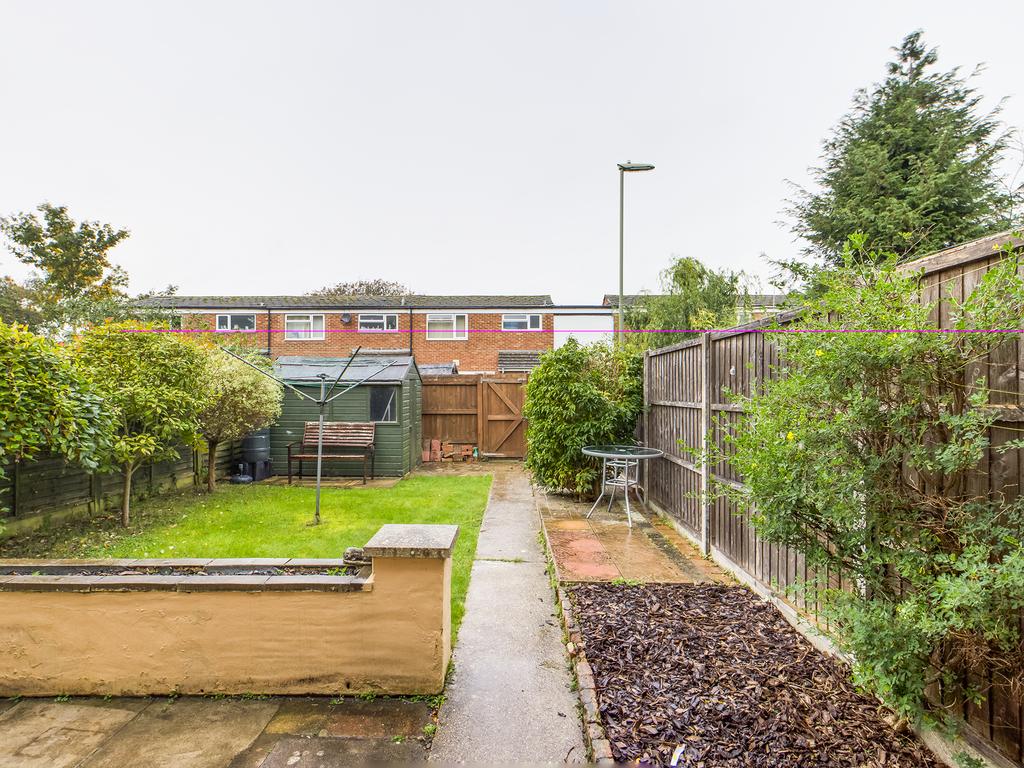 Culver Road, Kings Furlong, Basingstoke, RG21 4 bed terraced house £
