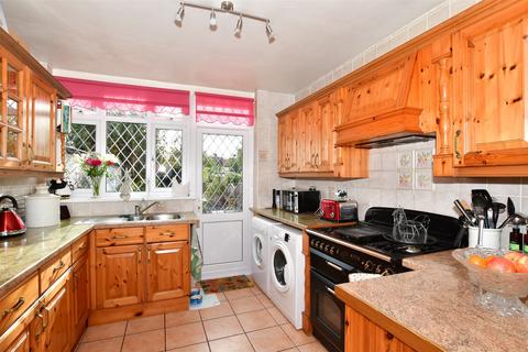 7 Wendover Way, Welling, DA16 2BW