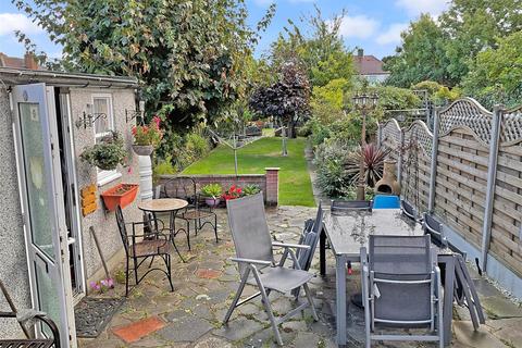 7 Wendover Way, Welling, DA16 2BW