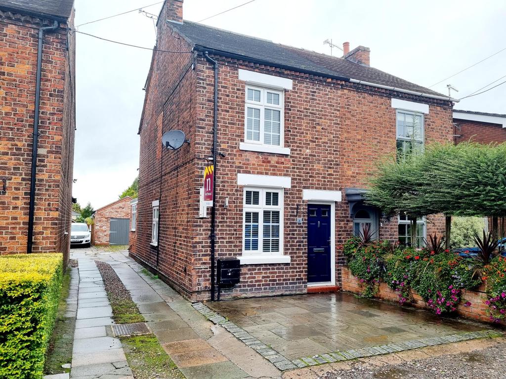 Ettiley Avenue, Sandbach, CW11 2 bed semidetached house for sale £