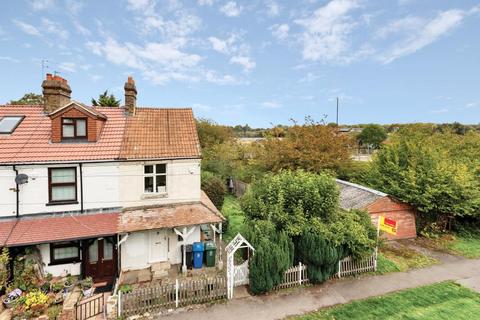 129 The Myrke, Datchet, Slough, SL3 9AD