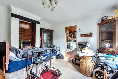 129 The Myrke, Datchet, Slough, SL3 9AD