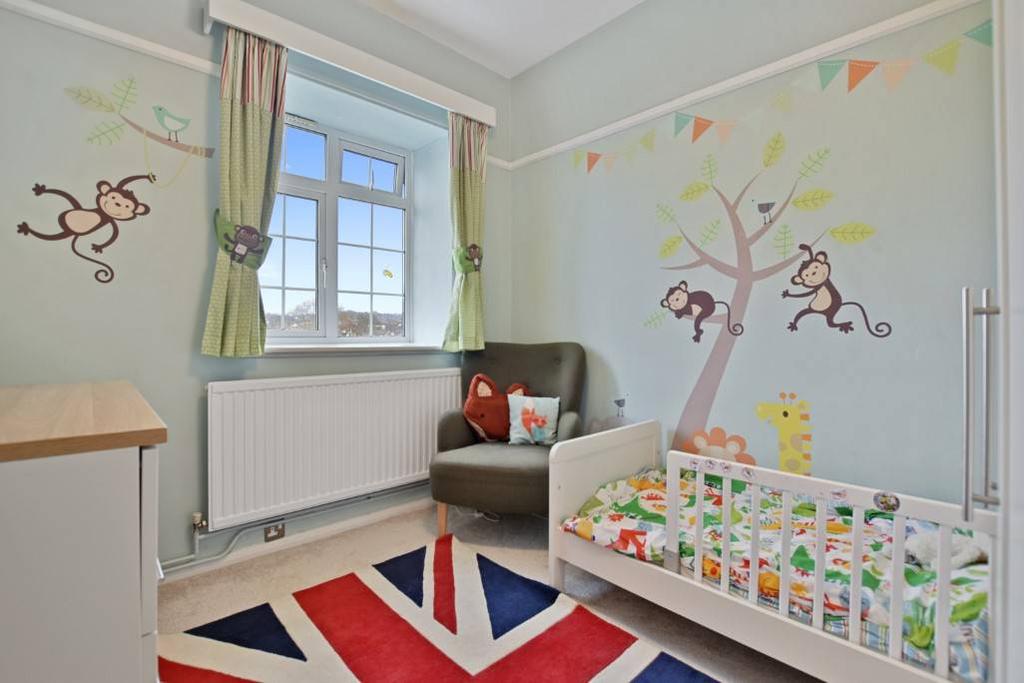 8 Acol Court37.jpg