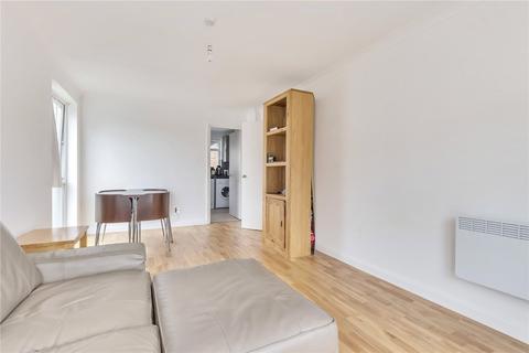 1 bedroom flat for sale, Mintern Close, Hedge Lane, Palmers Green, London, N13