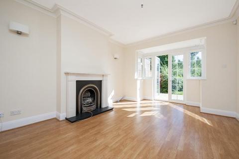 3 Arlington Road, Richmond, TW10 7BZ