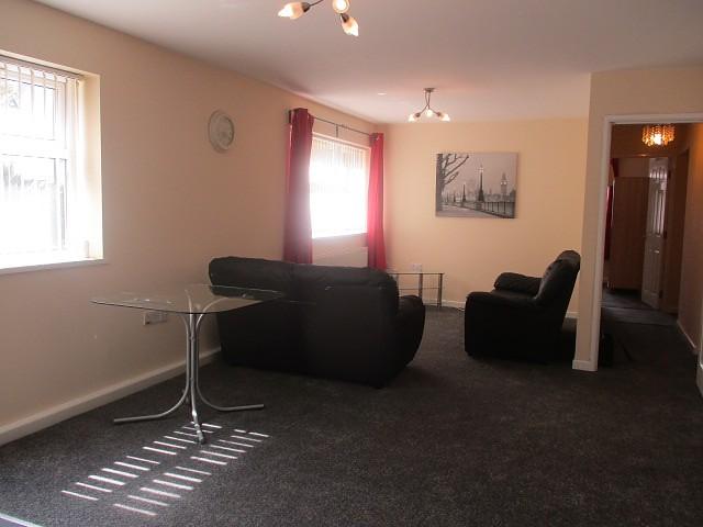 Lilac Grove, Beeston, NG9 1PA 2 bed apartment - £975 pcm (£225 pw)