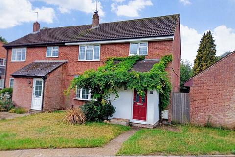 49 Dinmore, Bovingdon, Hemel Hempstead, HP3 0QW