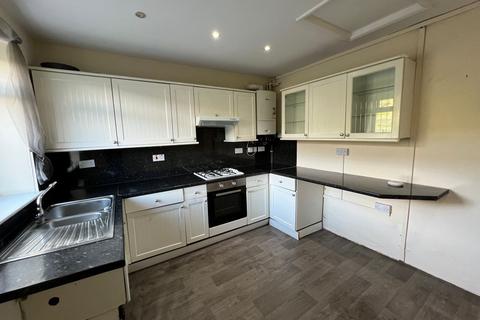 47 Bradshaw Lane, Halifax, HX2 9XD