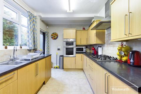 3 bedroom semi-detached house to rent, Kingsbury, London NW9
