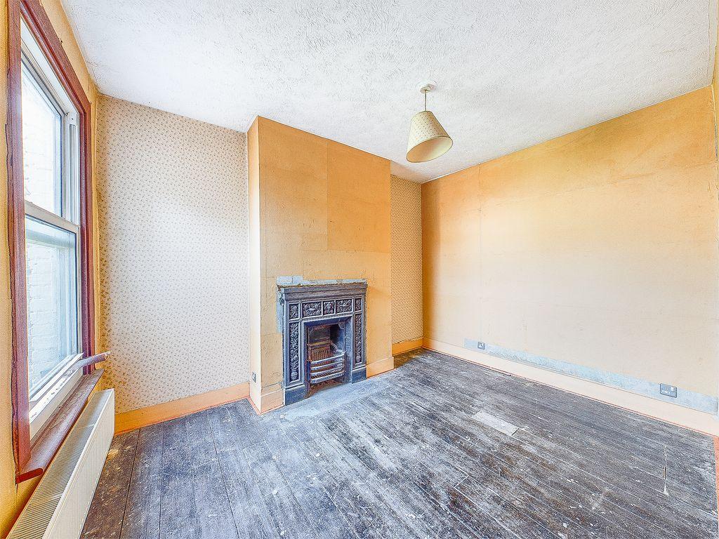 Bedroom 2 (Double)