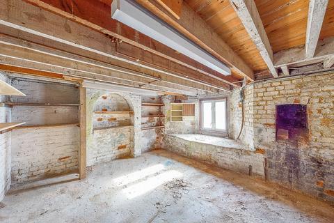 101 Weston Road, Rochester, ME2 3HB