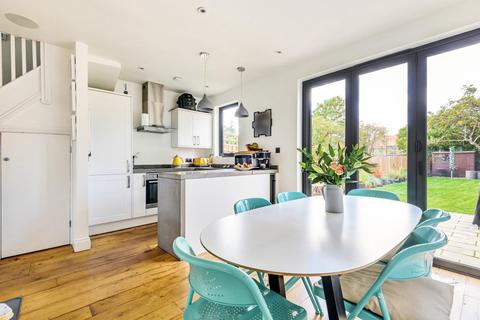 61 Hillcrest Road, Bromley, BR1 4RX