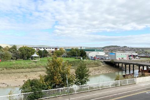 2 bedroom apartment to rent, Riverside Court, Butchers Lane, Newhaven