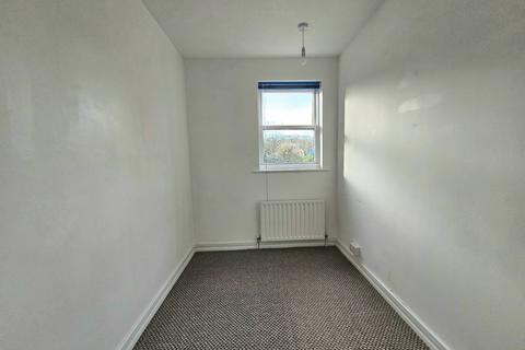 2 bedroom apartment to rent, Riverside Court, Butchers Lane, Newhaven