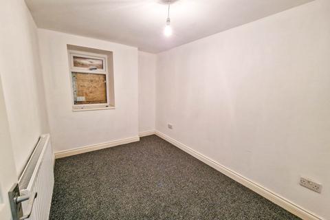 3 bedroom ground floor flat to rent - Clayton Street, Bedlington, Tyne & Wear, NE22 7JE