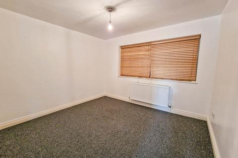 3 bedroom ground floor flat to rent - Clayton Street, Bedlington, Tyne & Wear, NE22 7JE