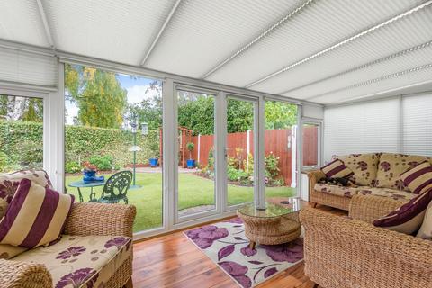 20 Mount Pleasant Close, Lightwater, GU18 5TP