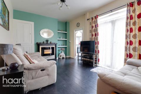 15 Claughton Road, Northampton, NN4 8AF
