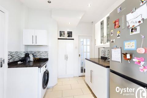37 Coledale Drive, Stanmore, HA7 2QE