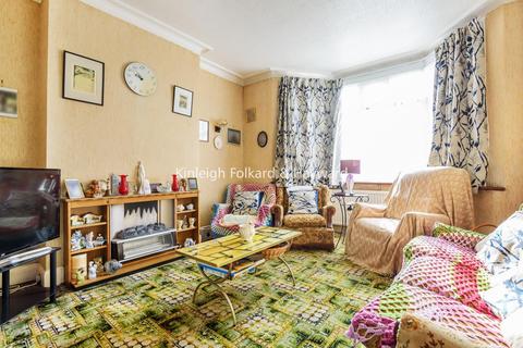 167 Bellingham Road, London, SE6 1EQ