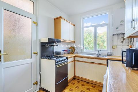 167 Bellingham Road, London, SE6 1EQ