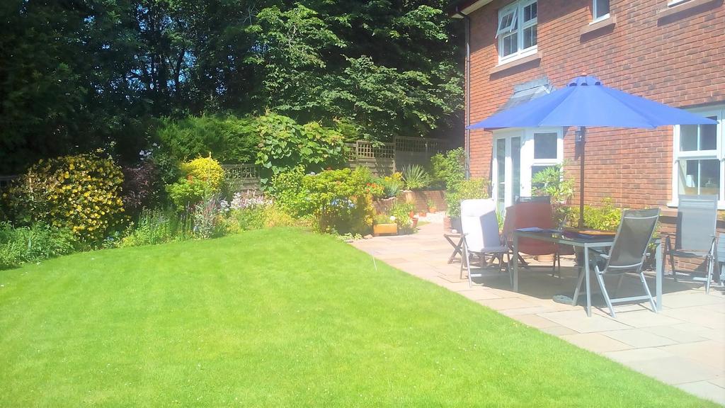 18 Parkfoot Meadows, Dumfries, DG1 1 PA - Grieve Gr
