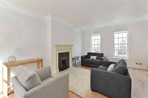 2 bedroom mews to rent, Farrier Walk, Chelsea SW10