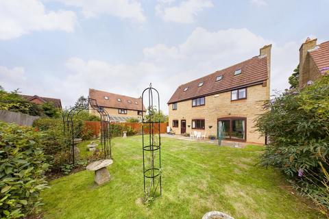 2 Browns Close, Moulton, Northampton, NN3 7AQ