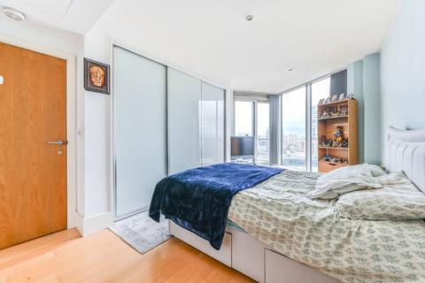 3 bedroom flat for sale, Ensign House, Battersea Reach, Battersea, London, SW18