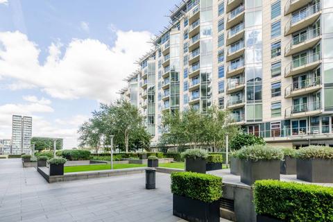 3 bedroom flat for sale, Ensign House, Battersea Reach, Battersea, London, SW18