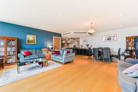 3 bedroom flat for sale, Ensign House, Battersea Reach, Battersea, London, SW18