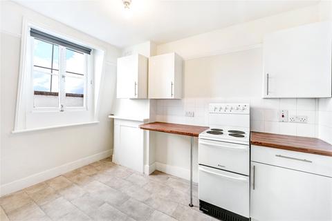 Studio to rent, Cranley Gardens, London, SW7