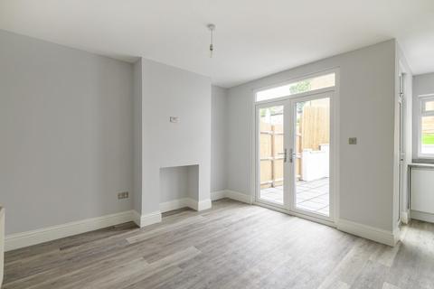 48 Beauchamp Road, London, SE19 3DE