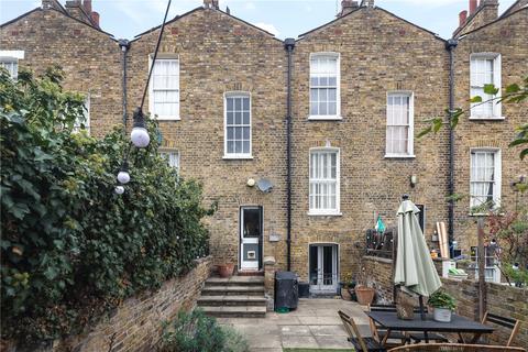 9 Matlock Street, London, E14 7NN